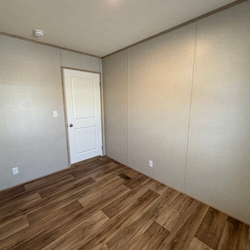 Building Photo - 928 Sharpe Rd