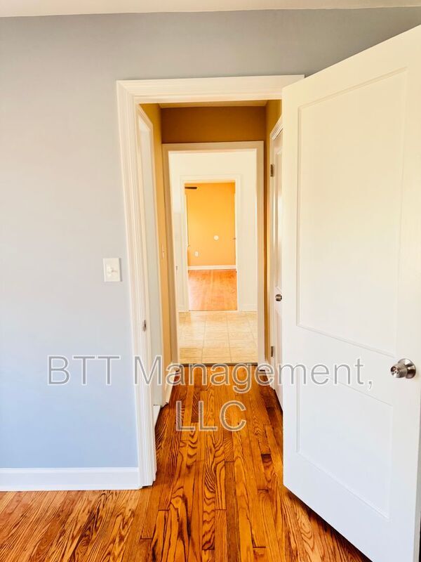 Building Photo - 8310 Garland Ave