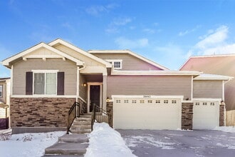 Building Photo - 26442 E Moraine Pl