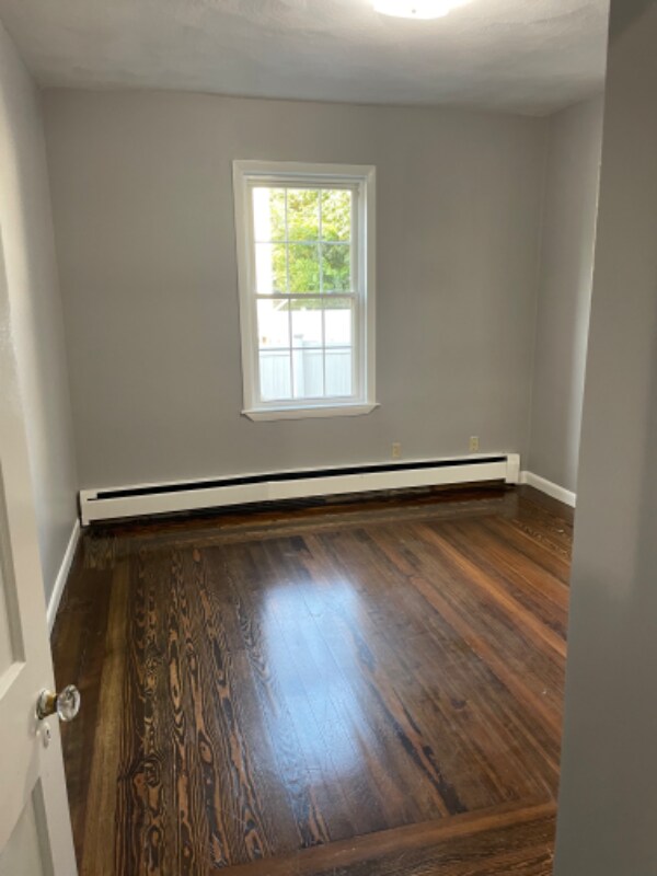 Building Photo - 15 Radcliffe Ave