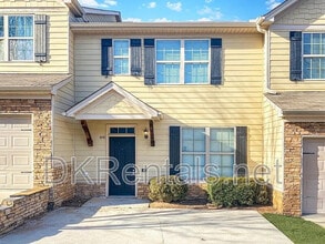 Building Photo - Room in Townhome on High Park Ln