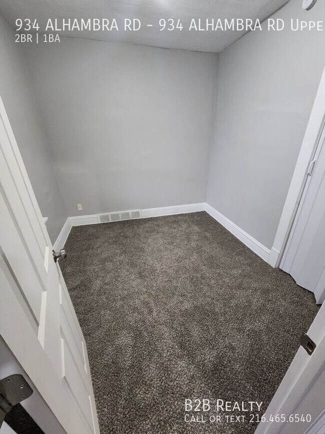 Building Photo - 934 Alhambra Rd