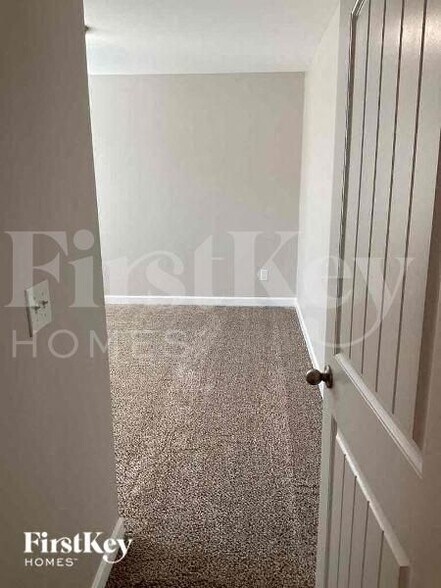 Building Photo - 2218 Sonoma Valley Dr