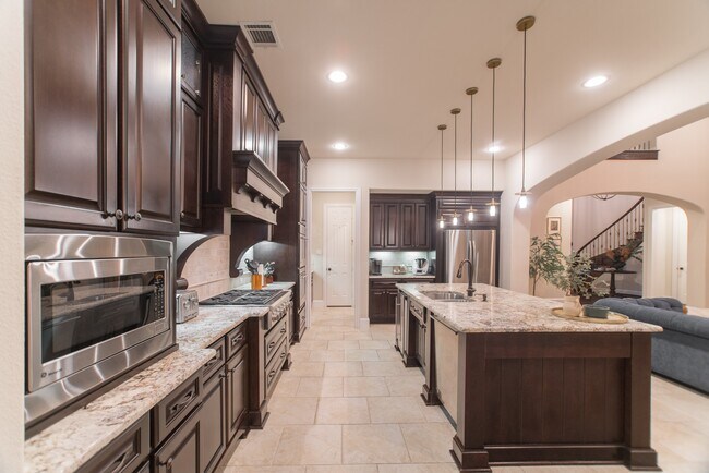 Building Photo - 46 S Shasta Bend Cir