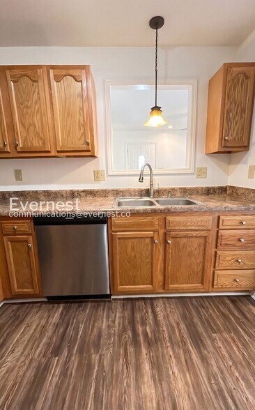 Building Photo - 2280 Aurelia Ct