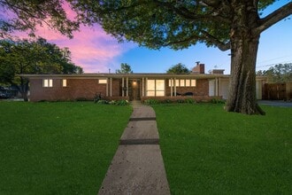 Building Photo - 4518 E 40th St