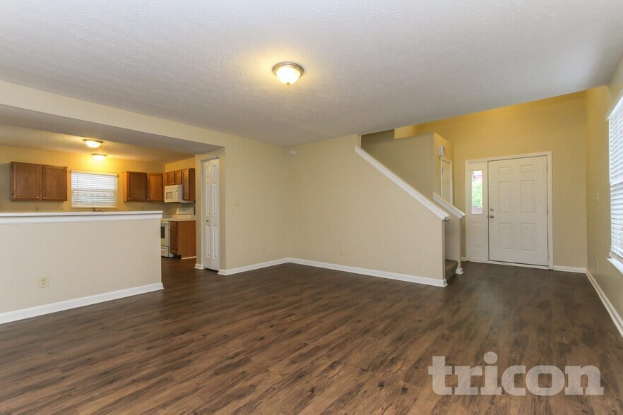 Building Photo - 3713 Mechanicsburg Dr