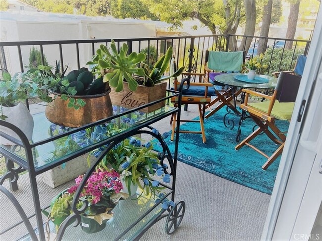 Building Photo - 2370 Via Mariposa W