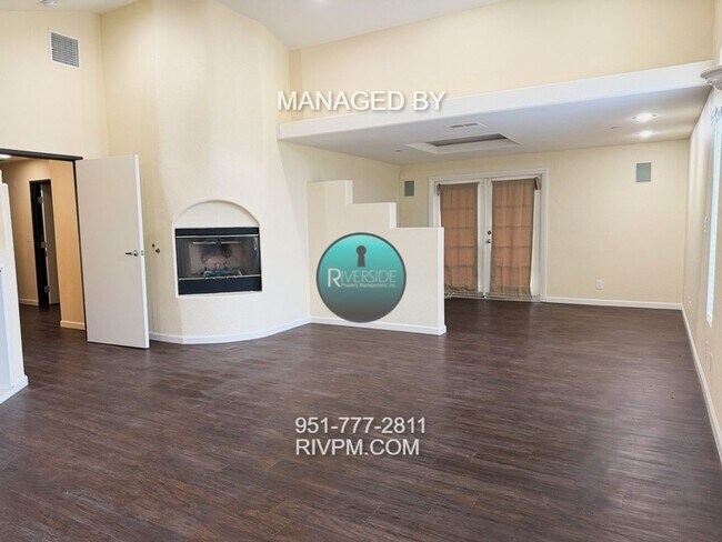 Building Photo - Single story large corner lot home in Jurupa Valley ready for move-in!