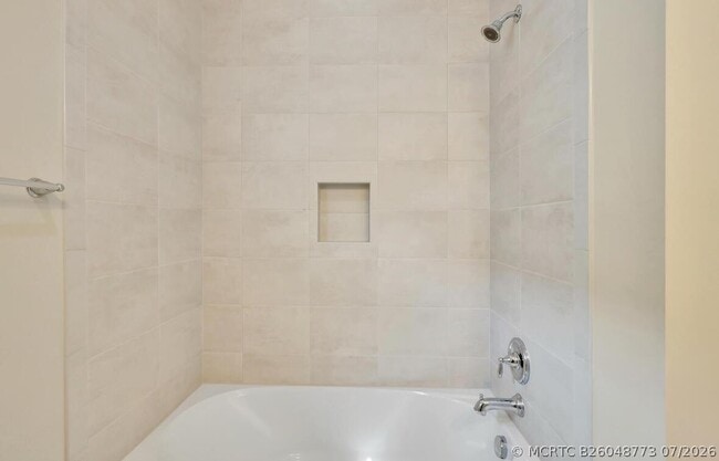 Building Photo - 15684 Goldfinch Cir