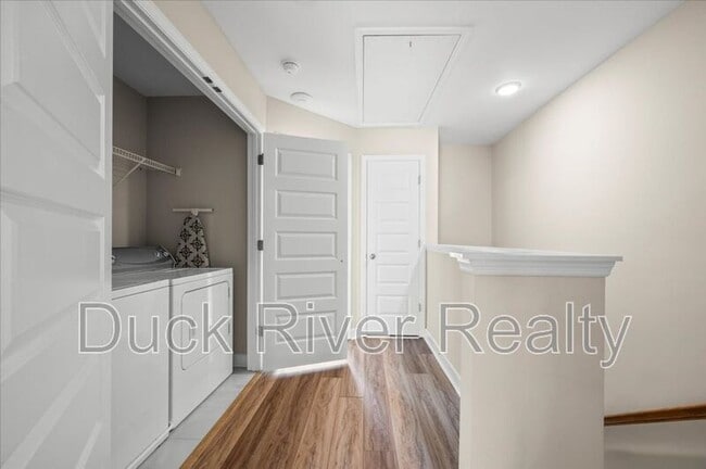 Building Photo - 2718 Wind Gap Dr