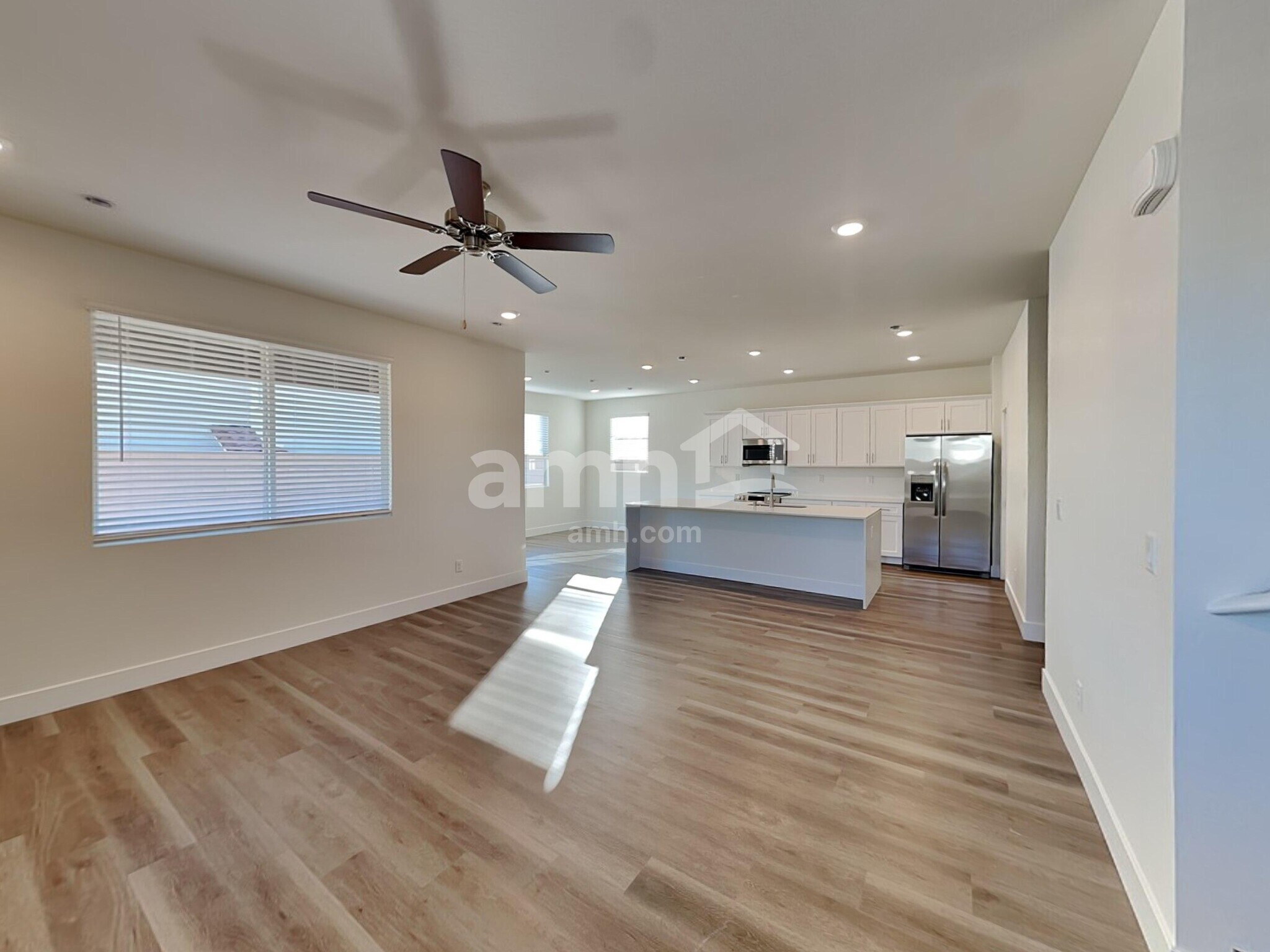 Building Photo - 8911 Dwarf Chin Ave