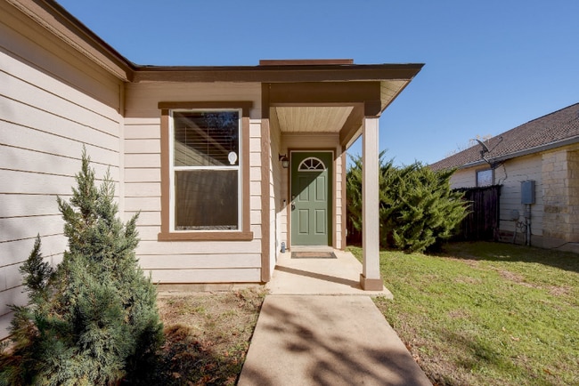 Building Photo - 230 Beech Dr