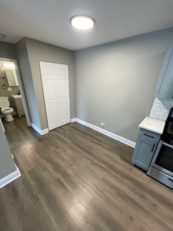 Building Photo - 1 N Dryden Pl