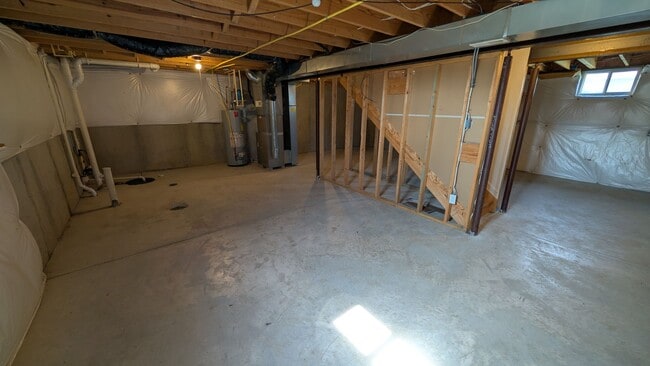 Building Photo - 4BR/2.5BA Middletown Home - Study with French Doors - Pond View