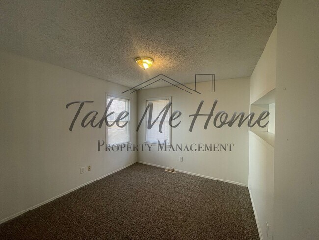 Building Photo - IDEAL LOCATION! 3-Bed, 2-Bath Home with 2-Car Garage in Kickapoo School District!