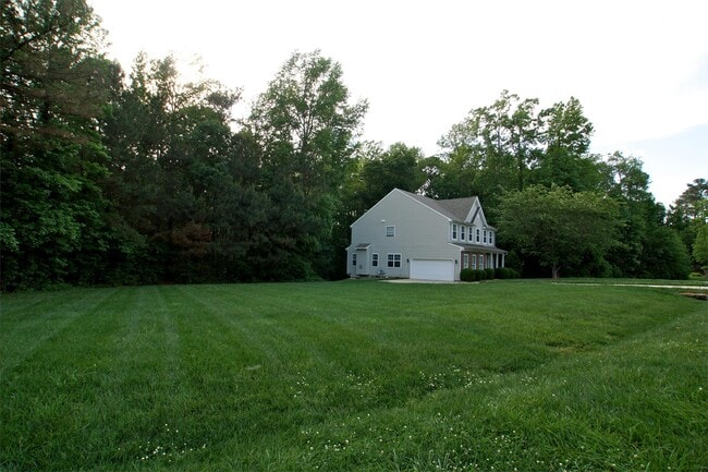 Building Photo - 3204 Orchestra Ct