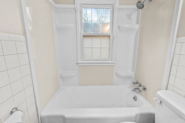 Building Photo - 511 Continental Blvd