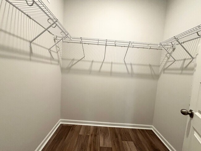 Building Photo - ABSOLUTELY BEAUTIFUL BRAND-NEW BUILD TOWNHOME