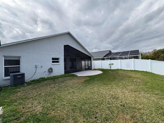 Building Photo - 30643 Tremont Dr