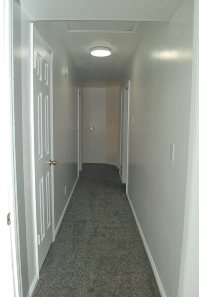 Building Photo - 2954 S 625 W
