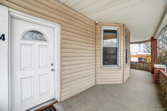 Building Photo - 4 Amackassin Terrace