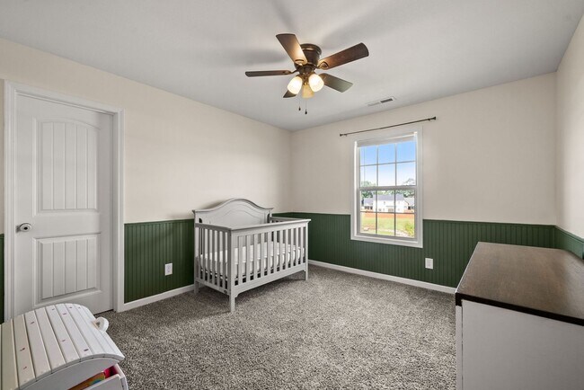 Building Photo - Beautiful Home in Summerfield Waiting to C...