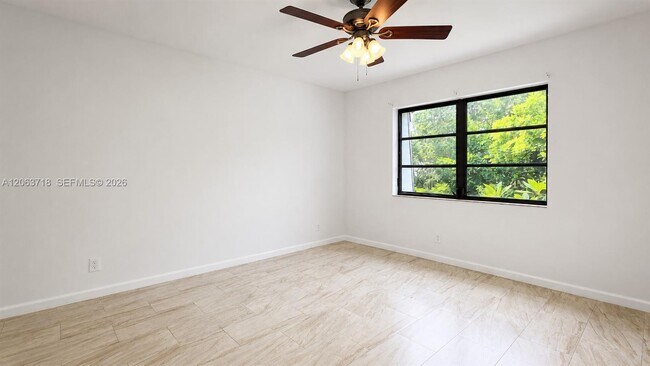 Building Photo - 3101 Oakland Shores Dr
