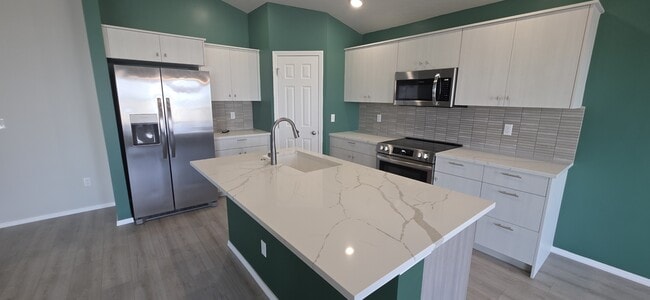 Building Photo - 2949 N Rocky Btm Wy