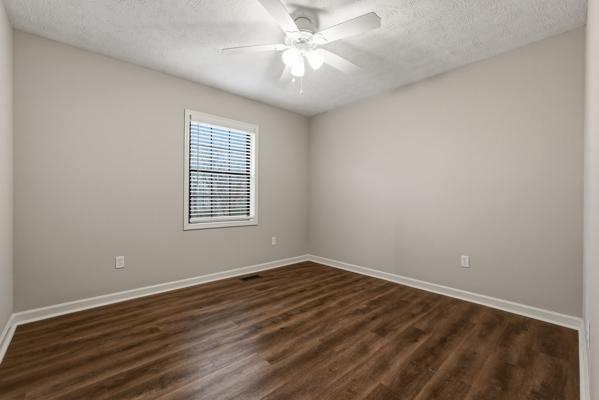 2nd bedroom - 4357 Marjorie Road Southwest