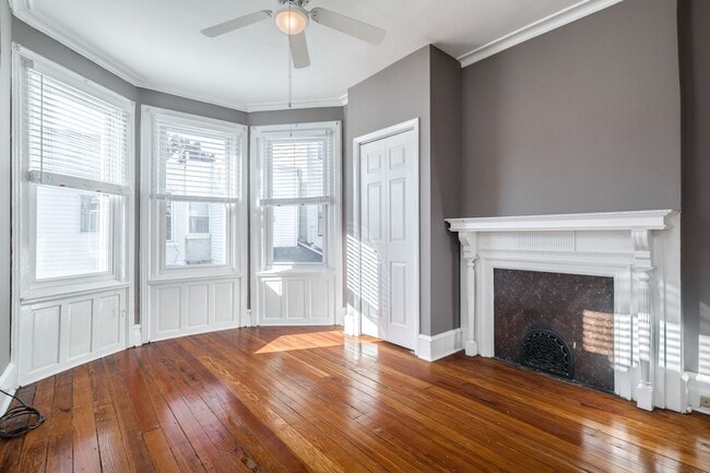 Building Photo - Three Bed Fairmount Townhome