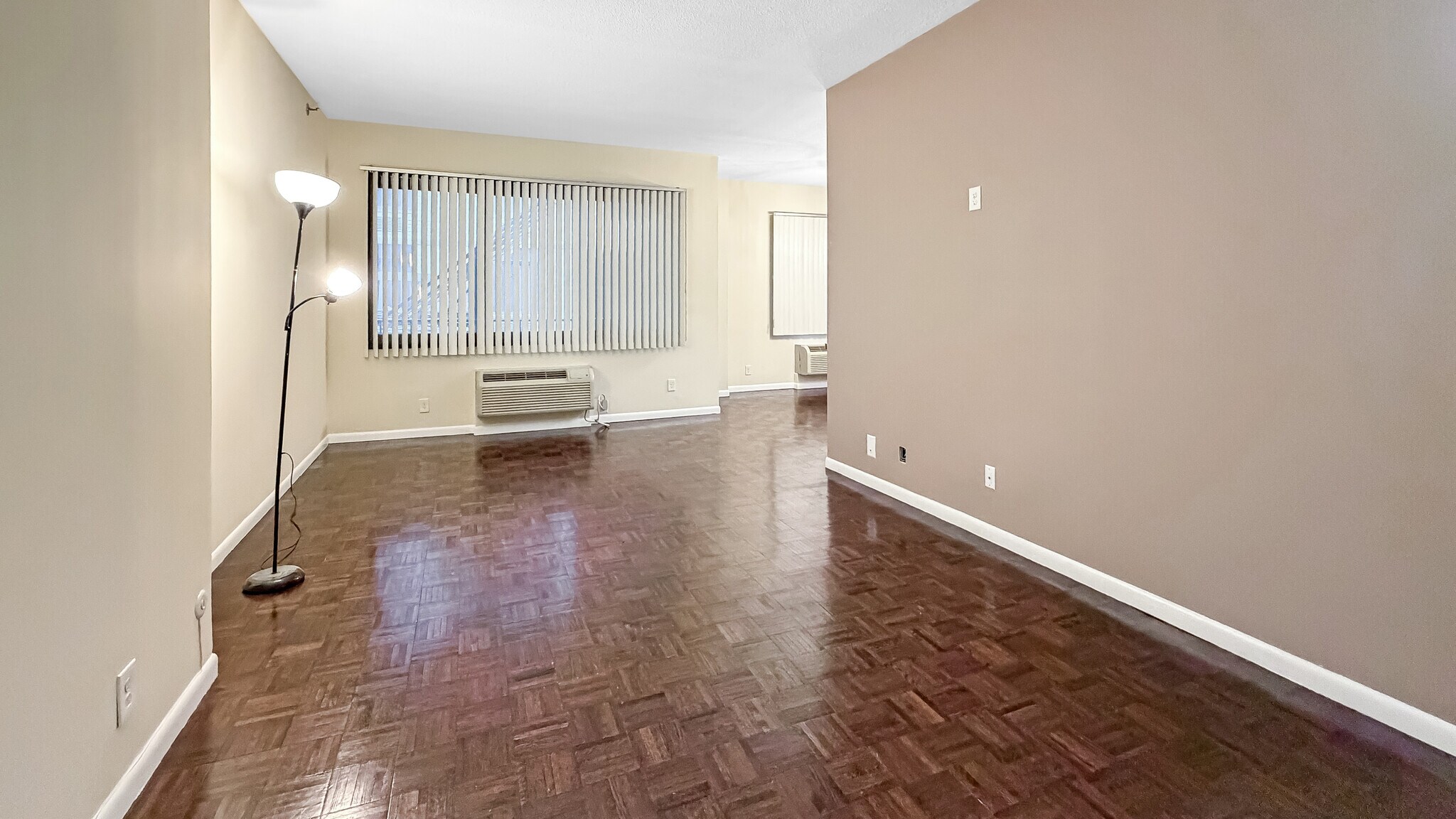 Building Photo - 326 Prospect Ave