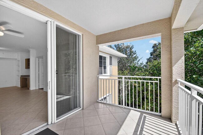 Building Photo - 6511 Emerald Dunes Dr