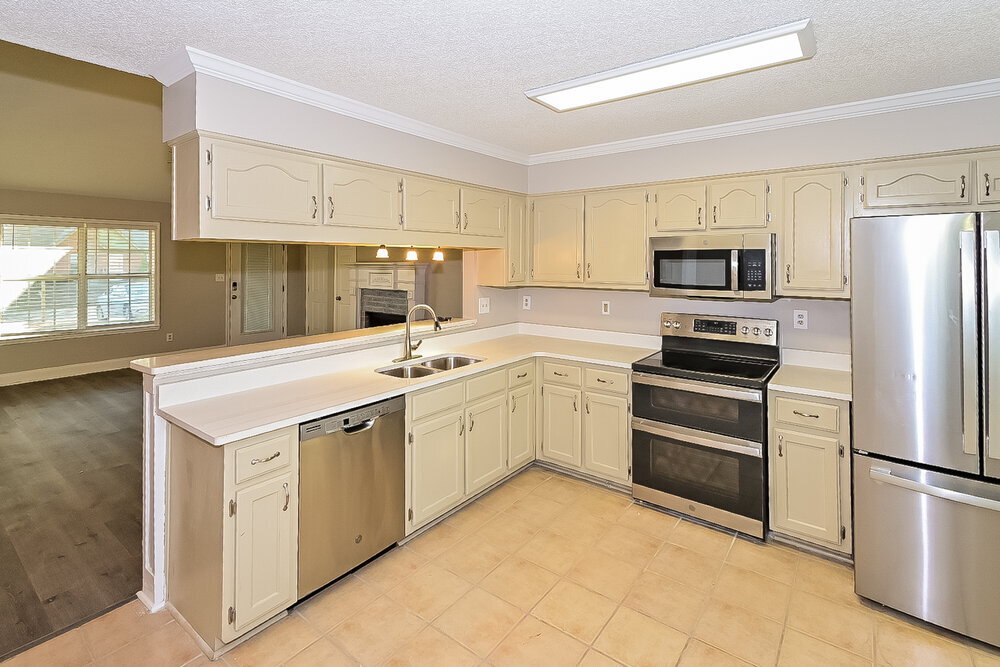 Building Photo - 9846 Riggan Dr