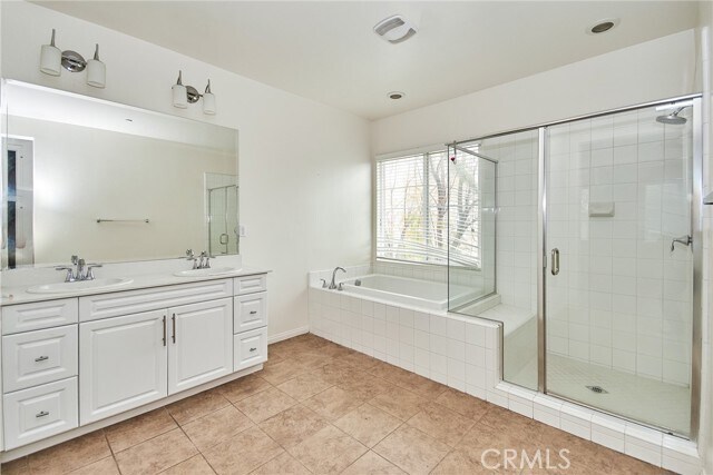 Building Photo - 2962 E Via Corvina