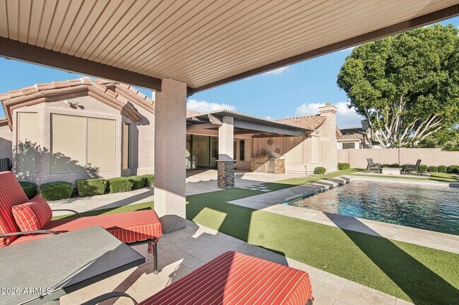 Building Photo - 6991 W Firebird Dr