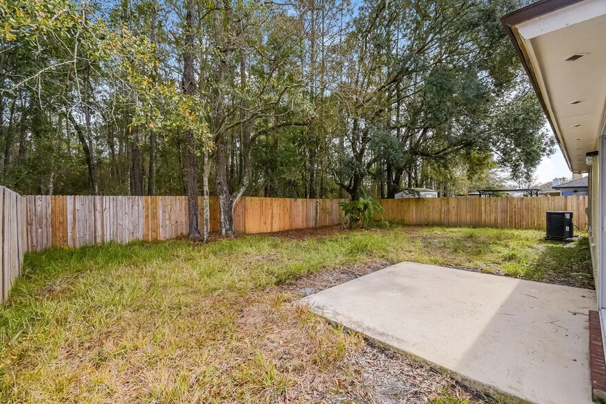 Building Photo - 7547 Ginger Tea Trail W