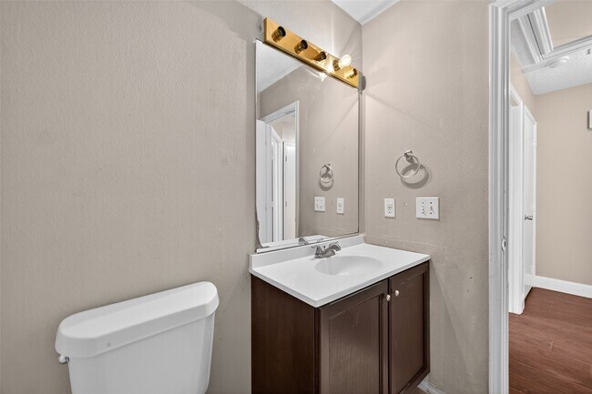 Building Photo - 15003 Sugar Sands Dr