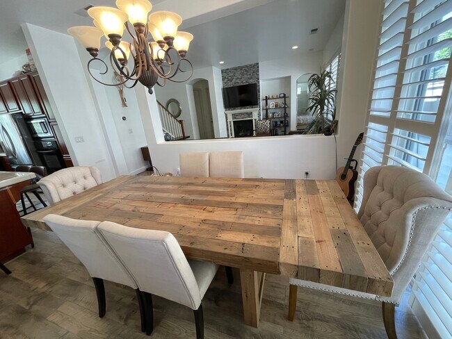 Building Photo - 1661 Sawtooth Trail