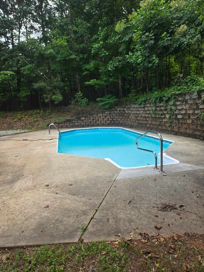 Building Photo - FOR RENT in HARRIS COUNTY with SWIMMING POOL! Available July 1st