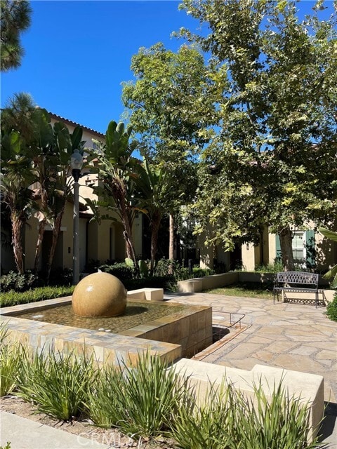 Building Photo - 47 Flowerbud