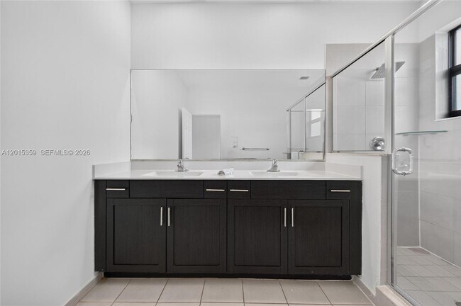 Building Photo - 5892 Mustang Manor