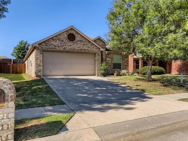 Building Photo - 8624 Tumbleweed Dr