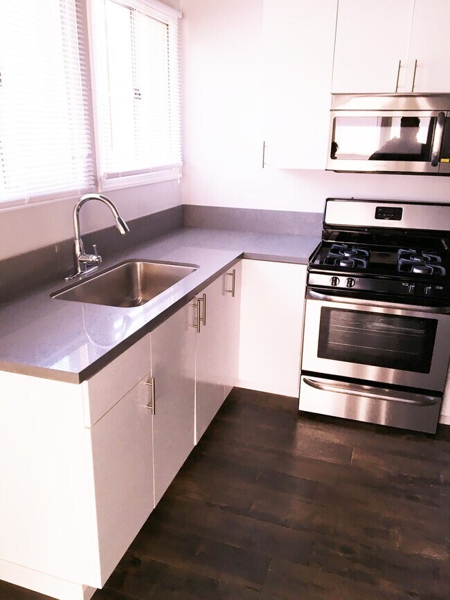 Interior Photo - 232 Union Place Apartments