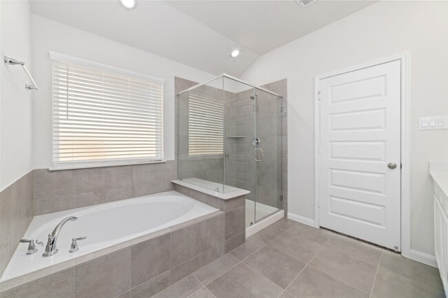 Building Photo - 21519 Carbone Ln