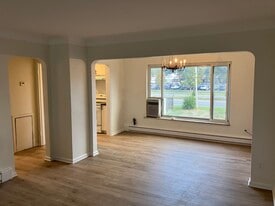 Building Photo - 3445 Beverly Dr