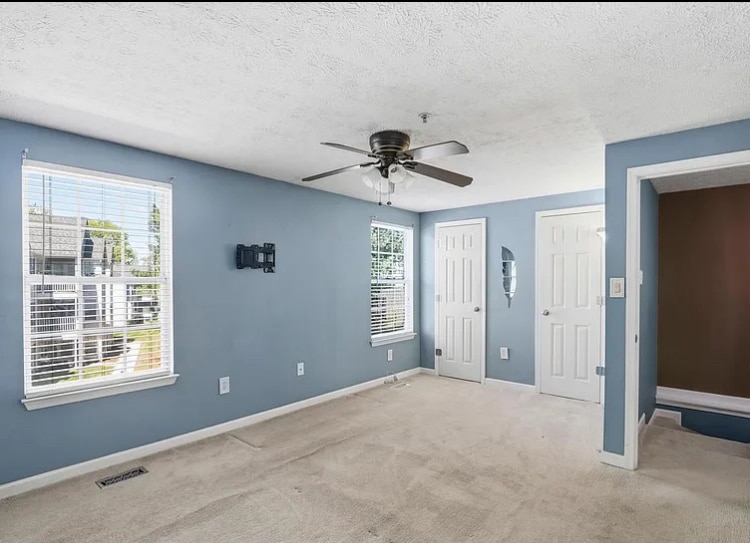 Building Photo - 912 Jessicas Ln