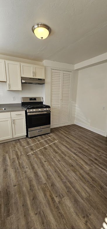 Building Photo - Updated 1 bed / 1 bath, conveniently located on the Westside, near the beach, UCSC & downtown