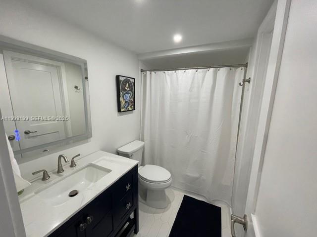 Building Photo - 200 Harborview Dr