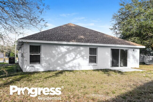 Building Photo - 16530 Golden Eagle Blvd